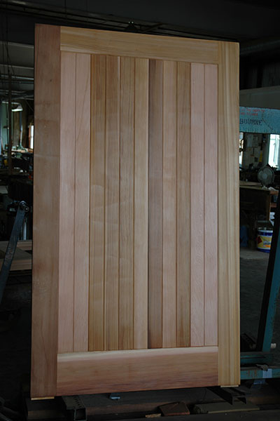 Solid-Cedar-Gate